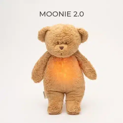 MOONIE 2.0 Επαναφορτιζόμενο βοήθημα ύπνου με ηχογράφηση & αισθητήρα κλάματος Οργανικό βαμβάκι Cappuccino